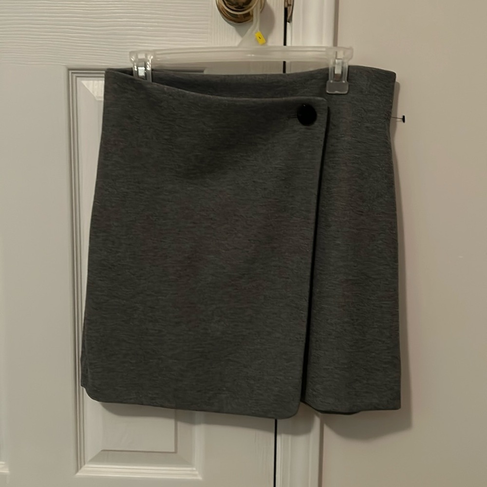 Grey office skirt